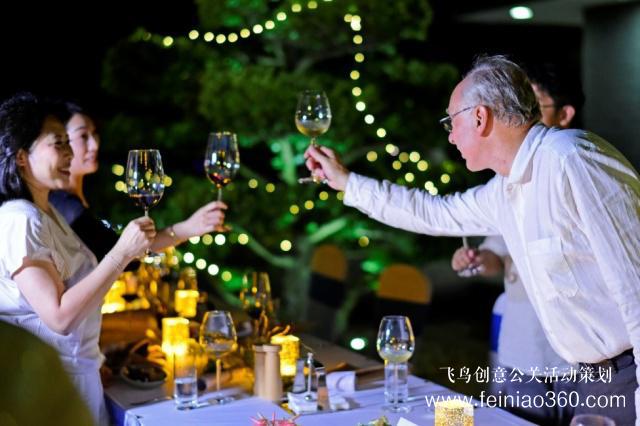 格力地產(chǎn)：這個夏天，帶你去看一場“高卡司”的海島年會