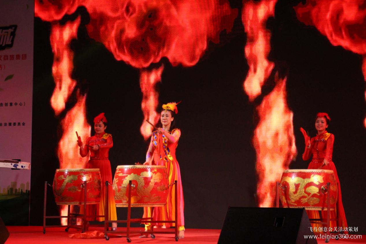 歌舞、小品、魔術(shù)表演……昌崗街舉辦這場關(guān)愛社區(qū)行活動精彩連連